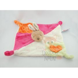  lapin plat carré rose orange blanc vert fleur coeur 